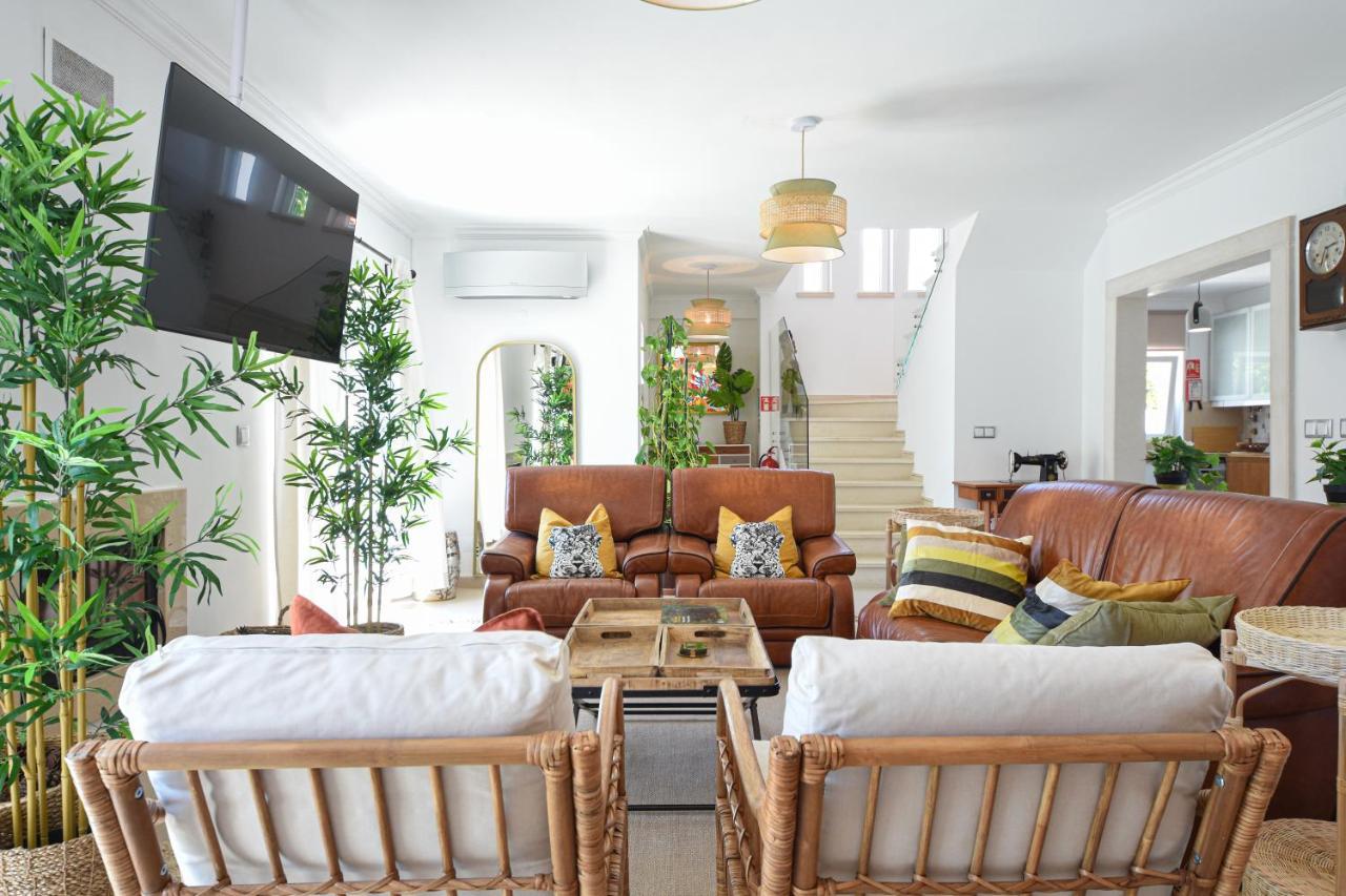 Aroeira Villa With Heated Pool By Golf Course, Beach And Lisbon Εξωτερικό φωτογραφία